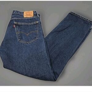 Levi's 505 Straight Leg Men's Jeans Size 36x32 EUC Med Wash